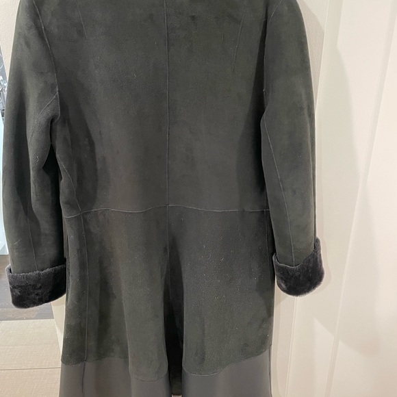 SHEARLING COAT REVERSIBLE! - Picture 11 of 11